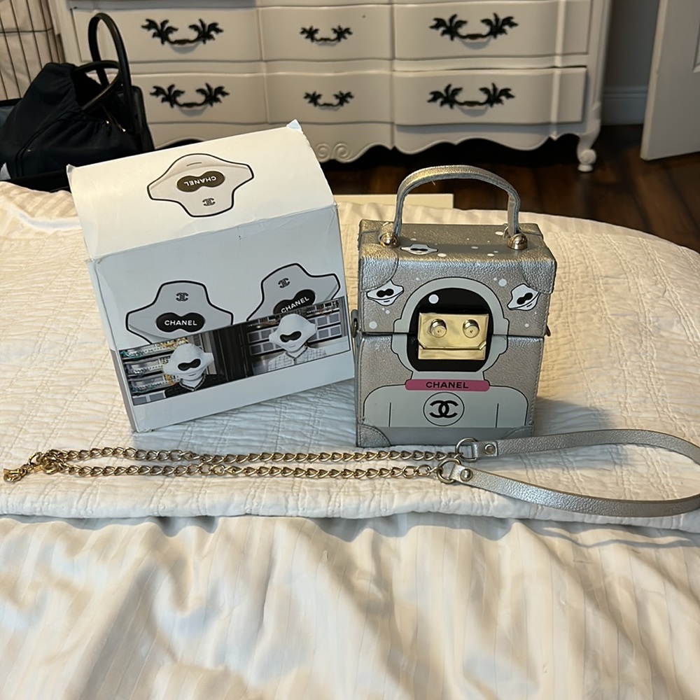 Extremely rare Chanel bag - a collectors item for those who love Chanel